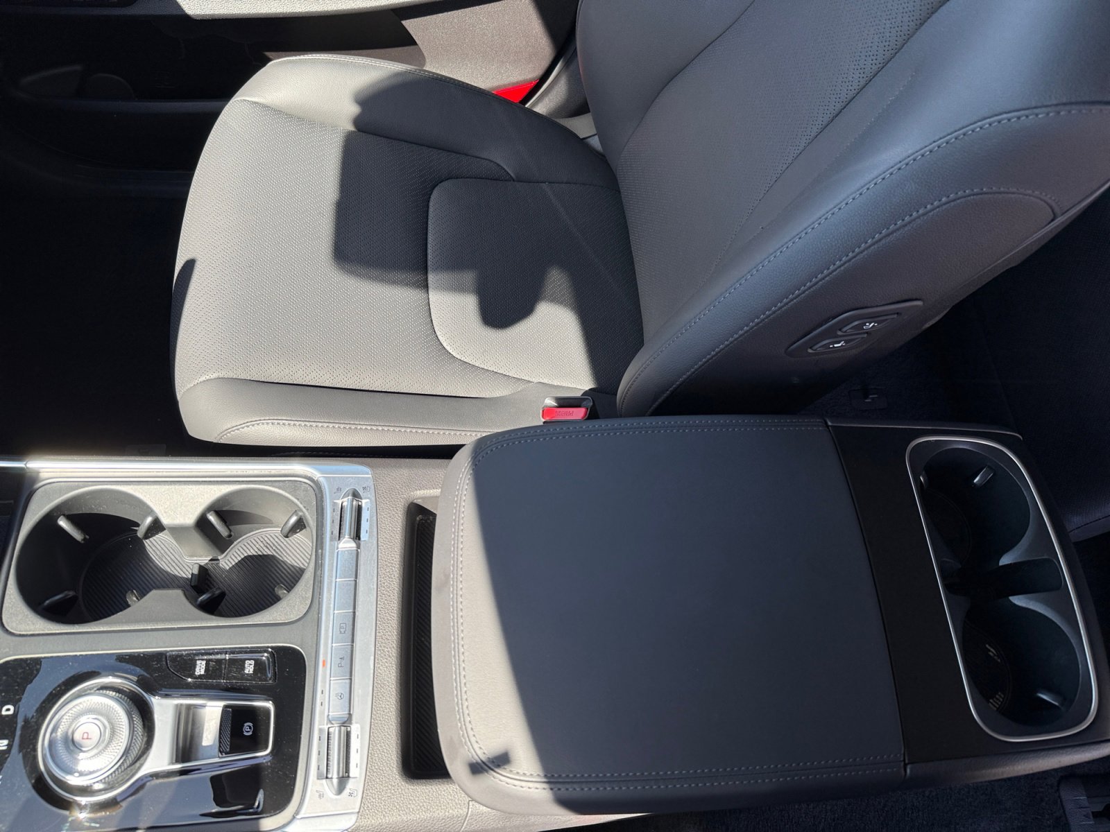 Used 2025 Kia Carnival SX Prestige FWD image 14