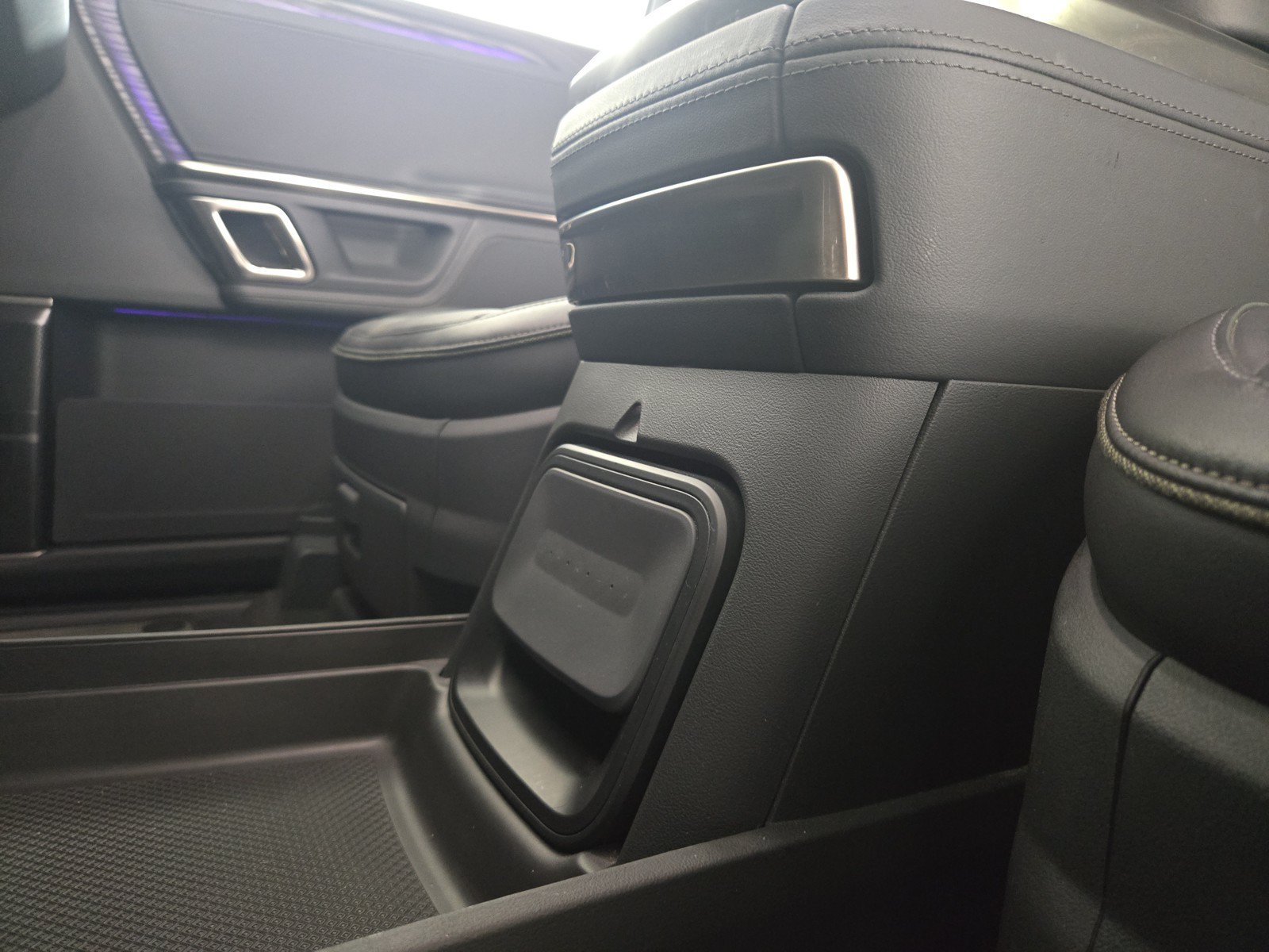 Used 2022 Rivian R1T Launch Edition AWD/4WD image 31