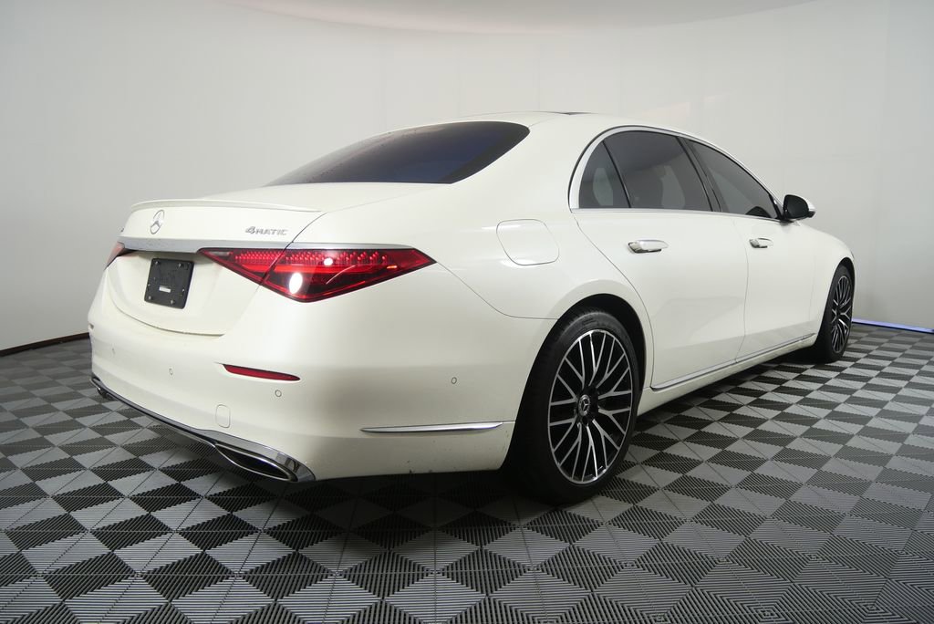 Used 2022 Mercedes-Benz S 500 4MATIC image 3