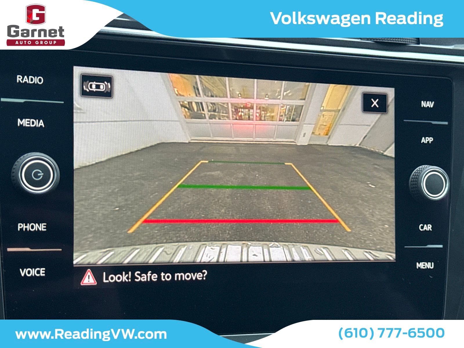 Used 2022 Volkswagen Tiguan SEL R-Line image 20