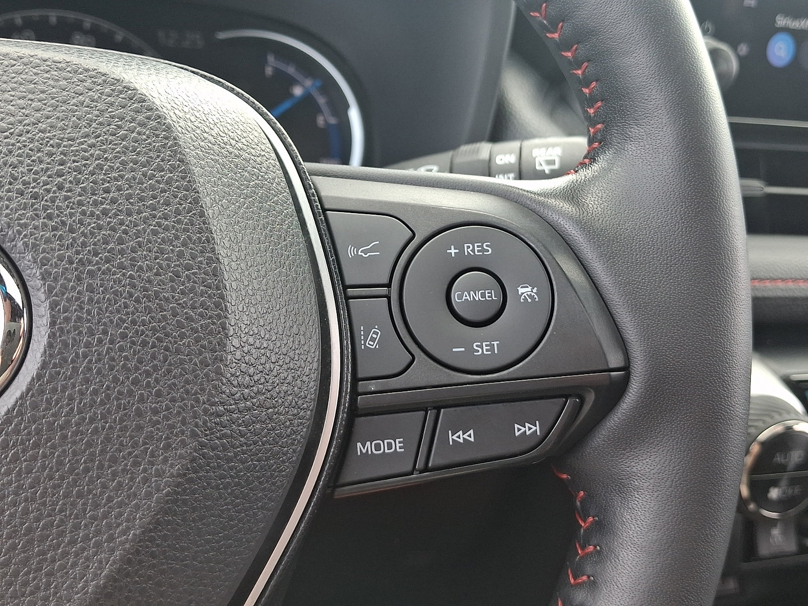 Used 2024 Toyota RAV4 SE w/ Weather & Moonroof Package AWD/4WD image 23