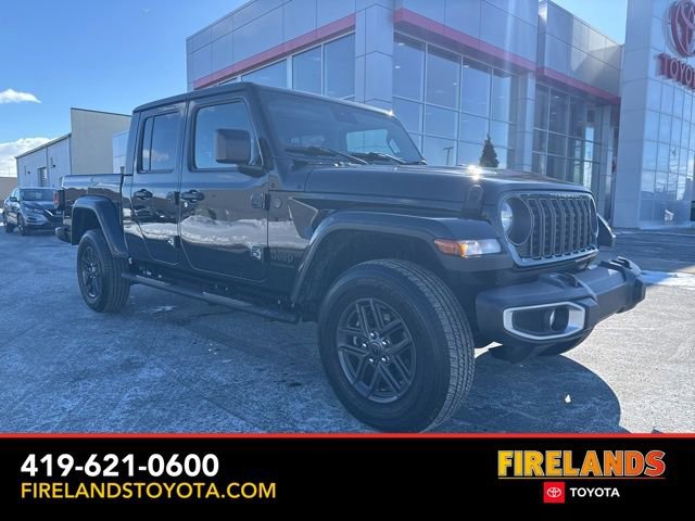 Used 2024 Jeep Gladiator Sport image 1