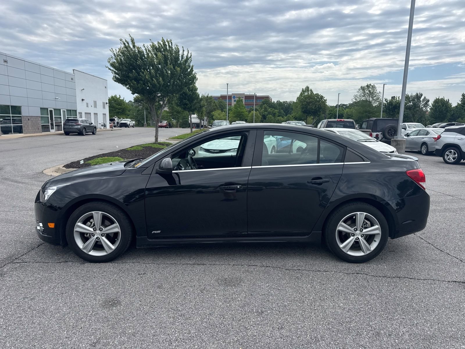 Used 2012 Chevrolet Cruze LT w/ RS Package FWD image 7
