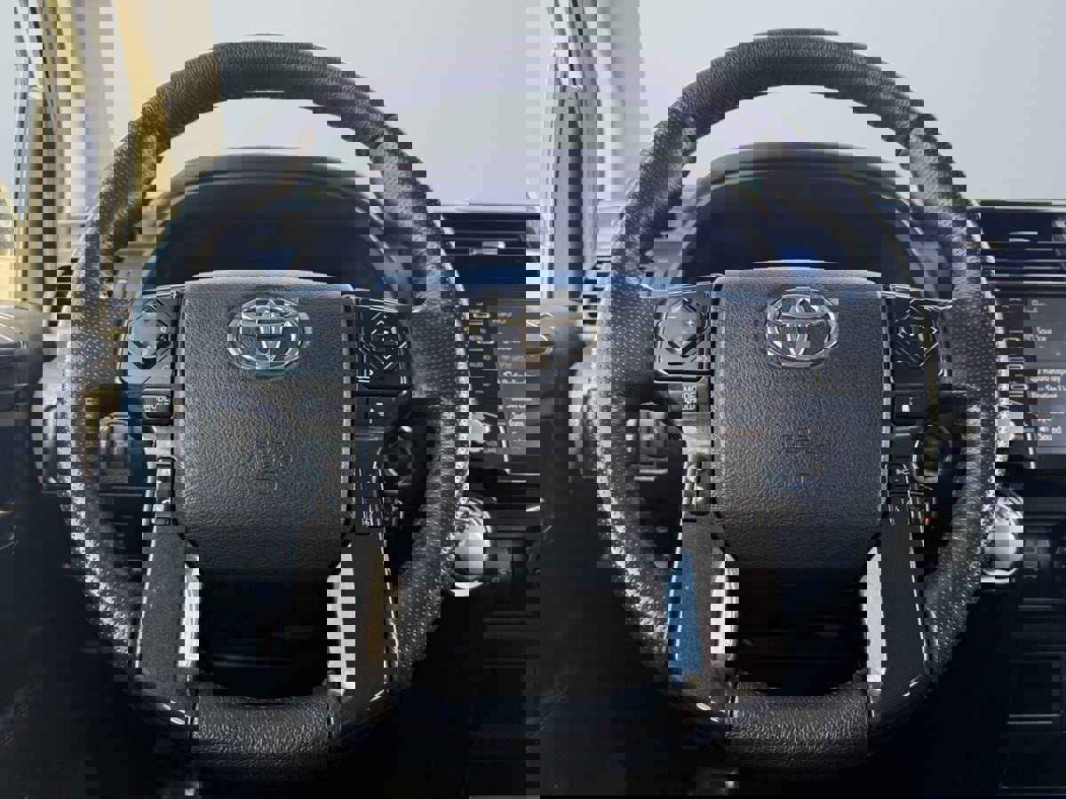 Used 2024 Toyota 4Runner TRD Off-Road Premium image 10