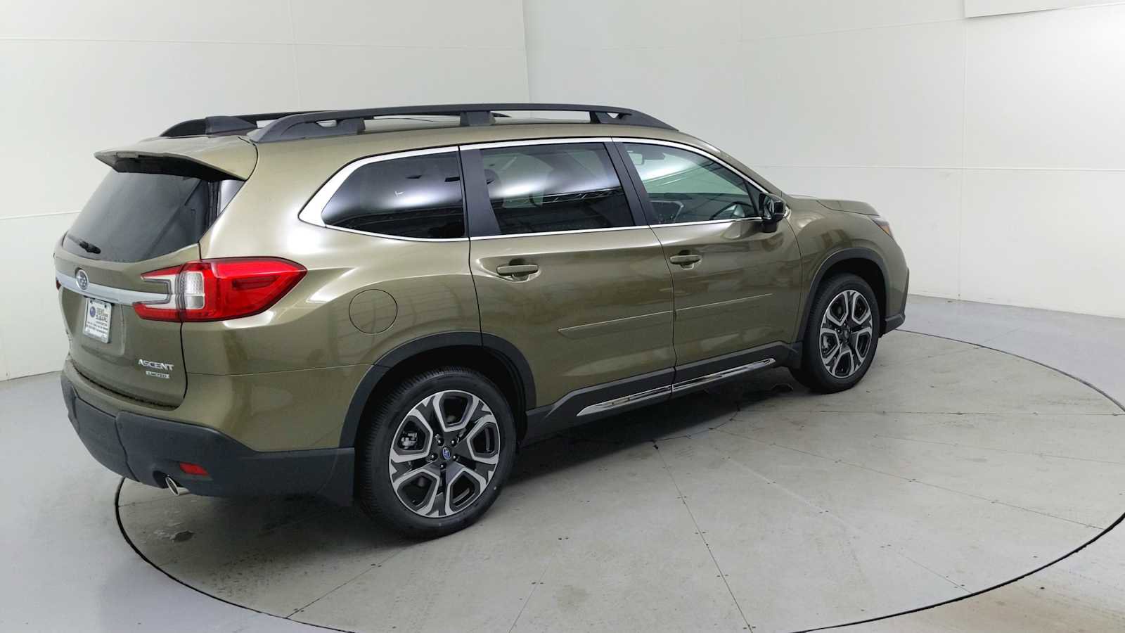 New 2025 Subaru Ascent Limited image 10