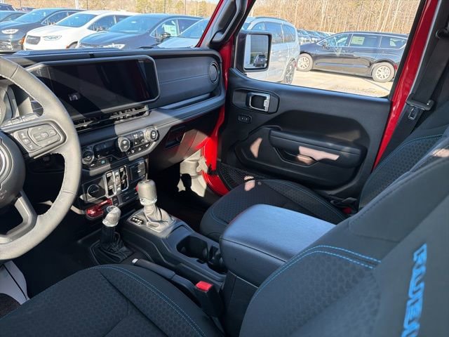 Used 2025 Jeep Wrangler Unlimited Rubicon 4xe w/ Safety Group image 24