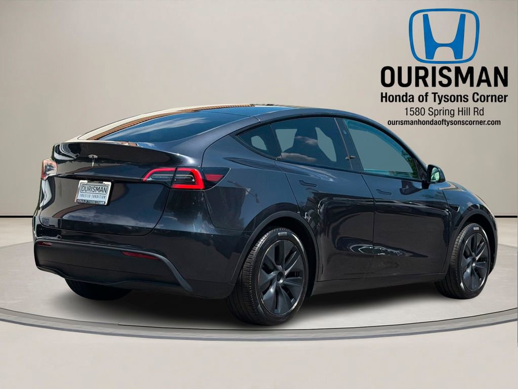 Used 2024 Tesla Model Y Long Range RWD image 3