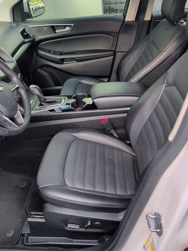 Used 2017 Ford Edge SEL w/ Equipment Group 201A AWD/4WD image 7