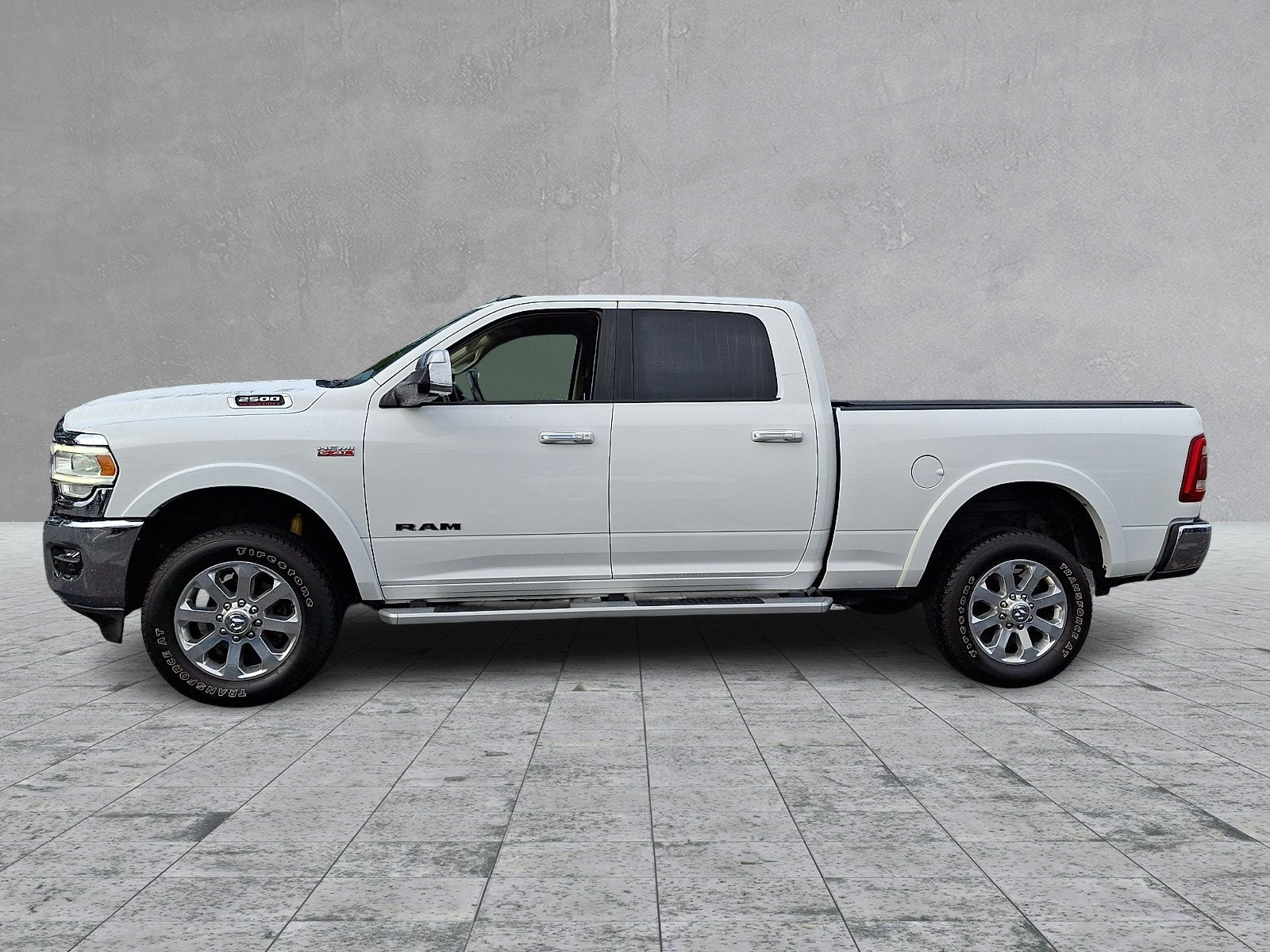 Used 2019 RAM 2500 Laramie AWD/4WD image 7