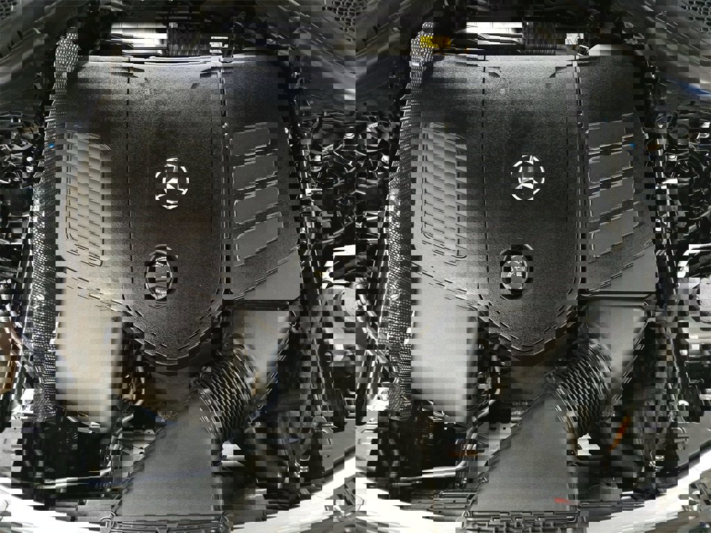 Used 2023 Mercedes-Benz GLC 300 4MATIC image 33