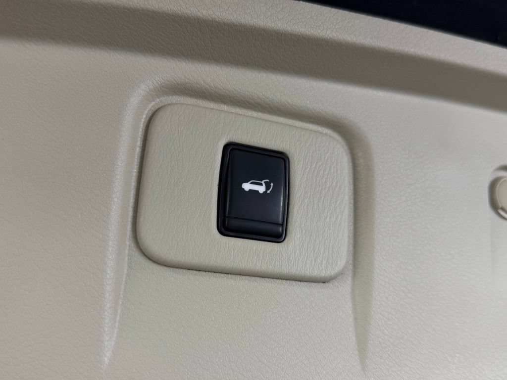 Used 2018 Nissan Murano SL w/ Cargo Package FWD image 35