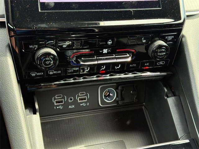 New 2025 Jeep Grand Cherokee L Altitude image 30