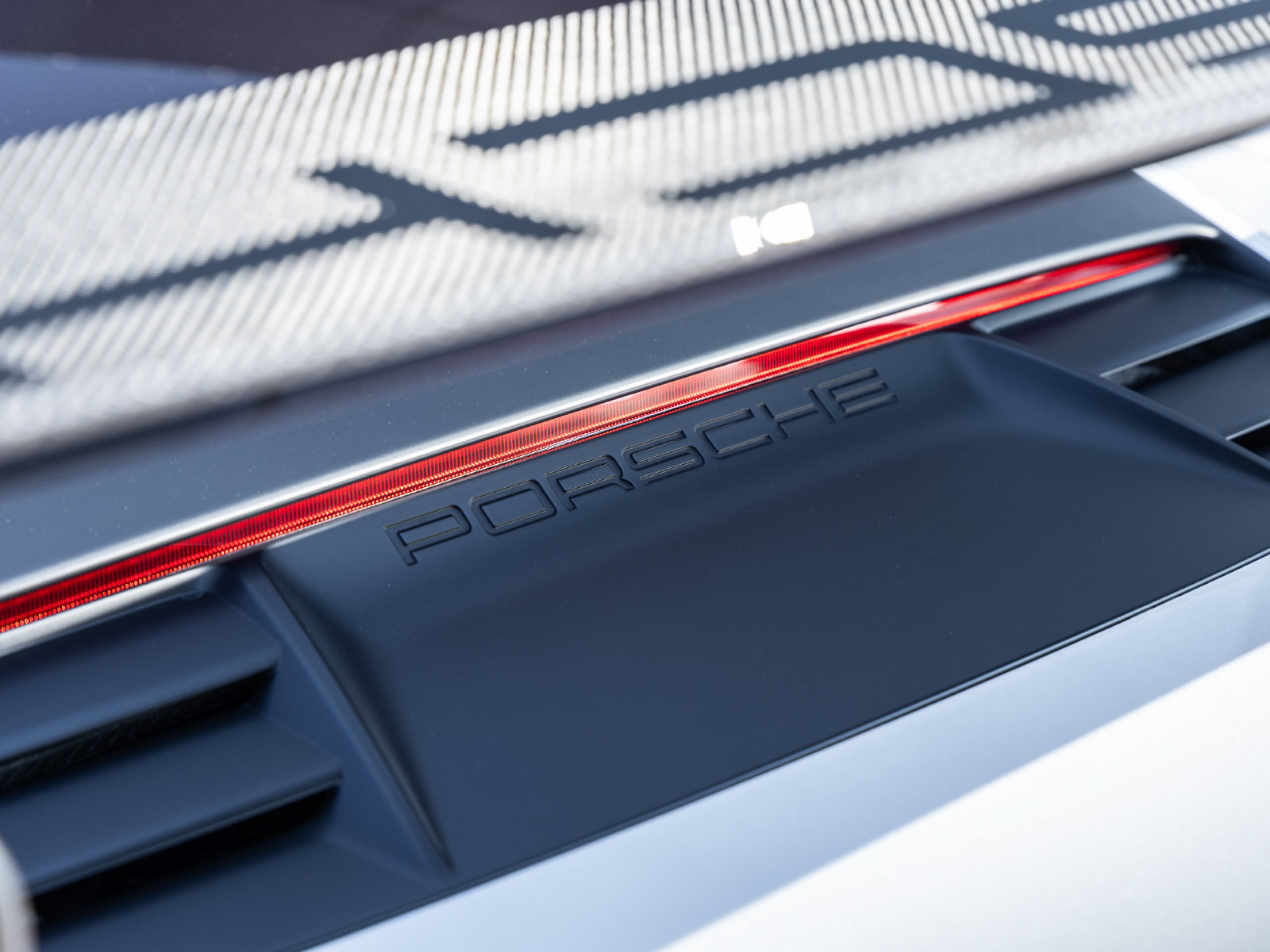 Certified 2019 Porsche 911 GT3 RS RWD image 17