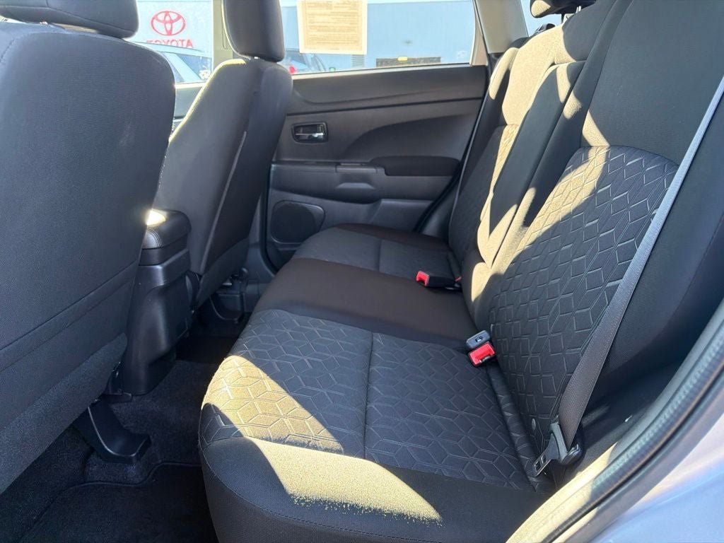 Used 2024 Mitsubishi Outlander Sport ES AWD/4WD image 21