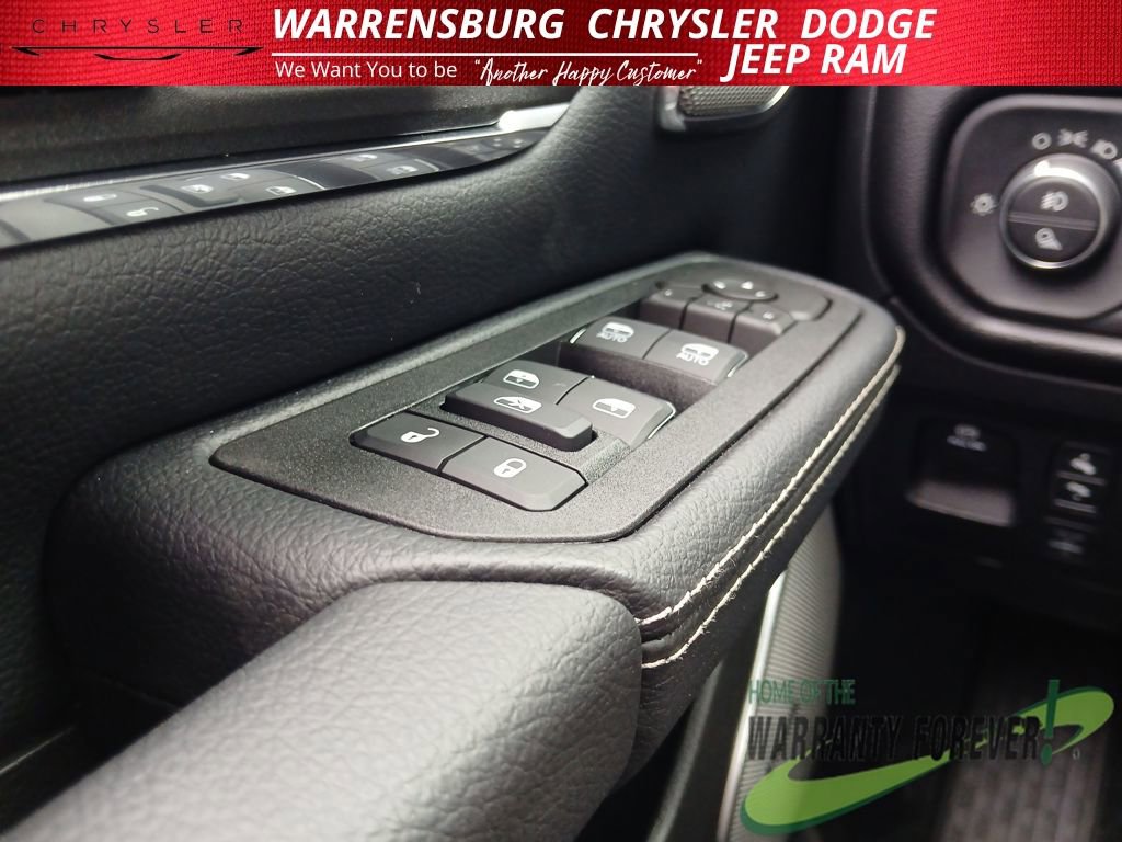New 2026 RAM 1500 Laramie AWD/4WD image 31