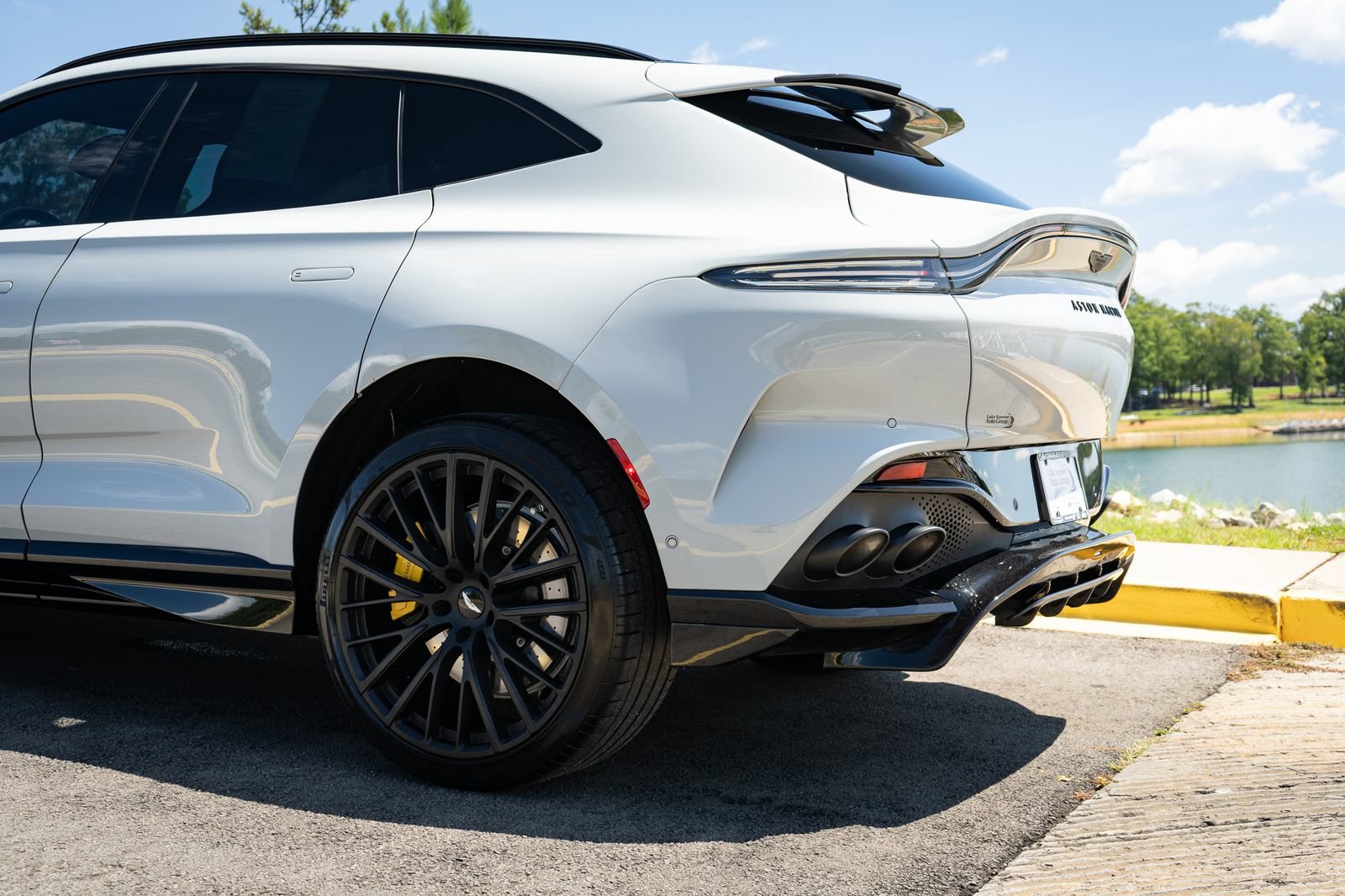 Used 2023 Aston Martin DBX 707 AWD/4WD image 19