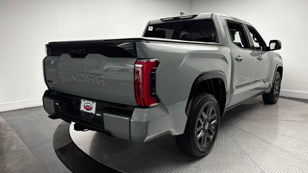 Used 2024 Toyota Tundra Platinum AWD/4WD image 43