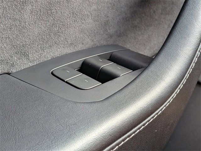 Used 2021 Tesla Model 3 Standard Range Plus image 28