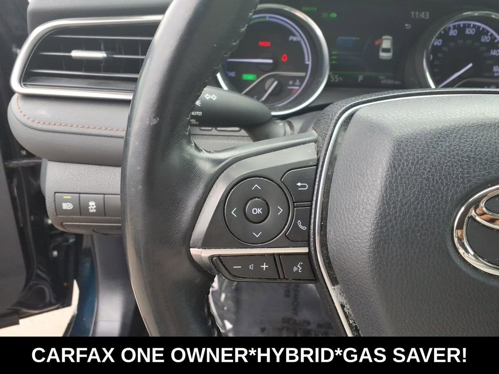 Used 2020 Toyota Camry XLE FWD image 19