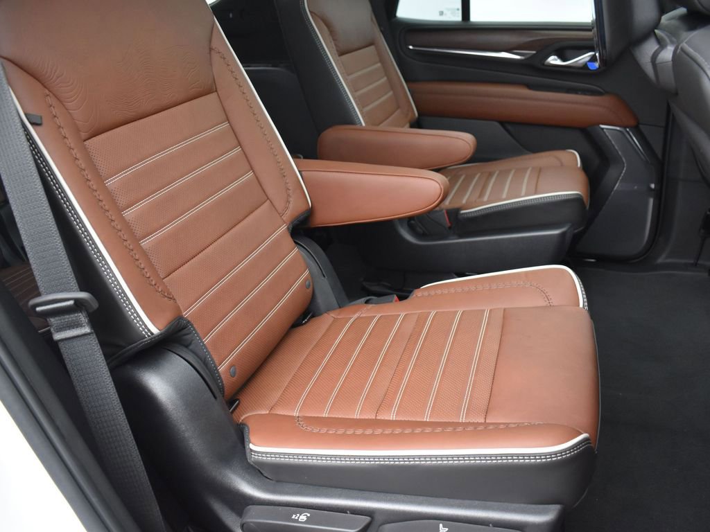 Used 2023 GMC Yukon Denali Ultimate image 36