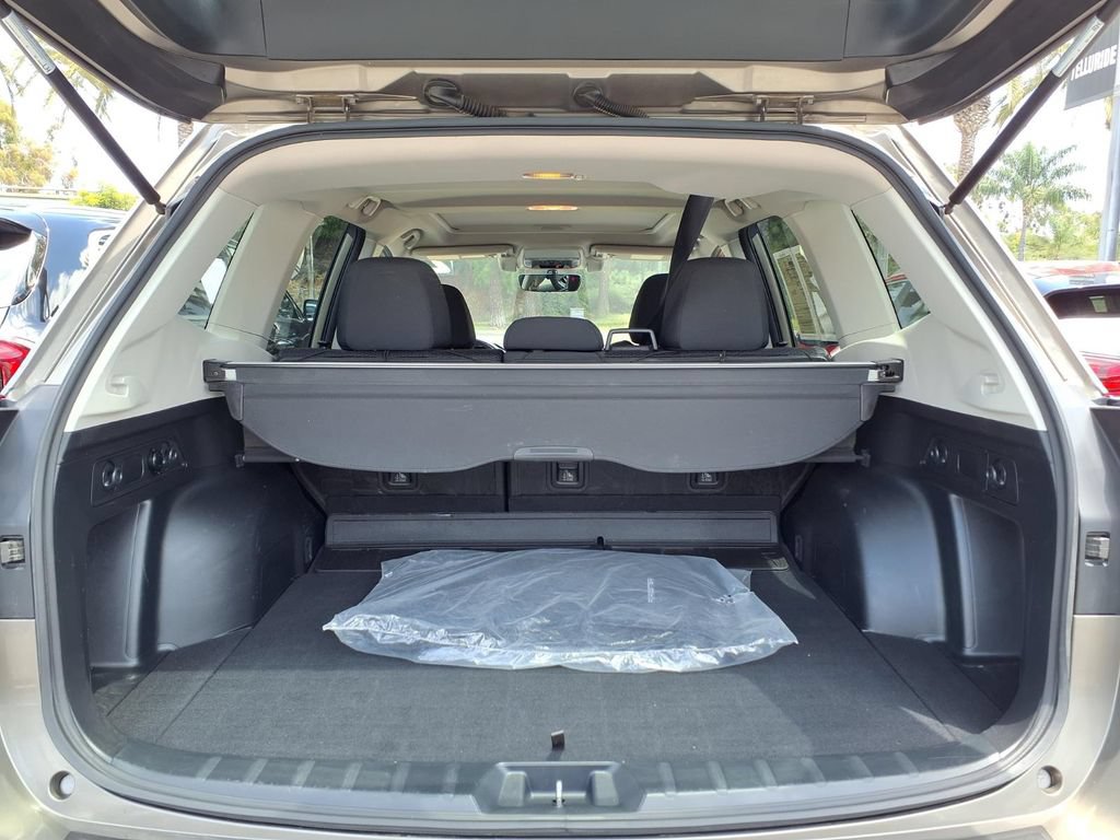 Used 2021 Subaru Forester Premium AWD/4WD image 23