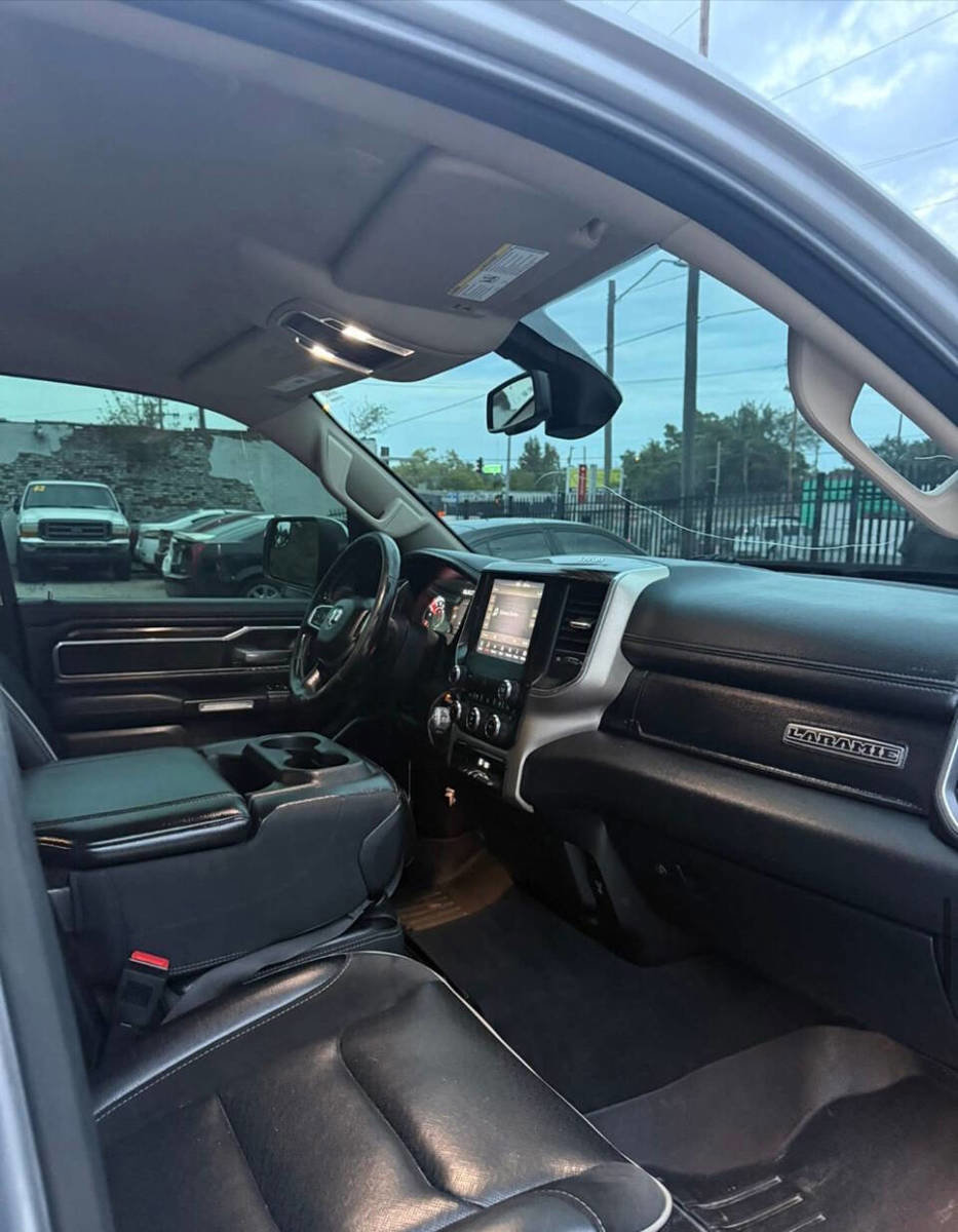 Used 2019 RAM 1500 Laramie image 13