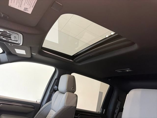 New 2026 Chevrolet Silverado 2500 ZR2 AWD/4WD image 14