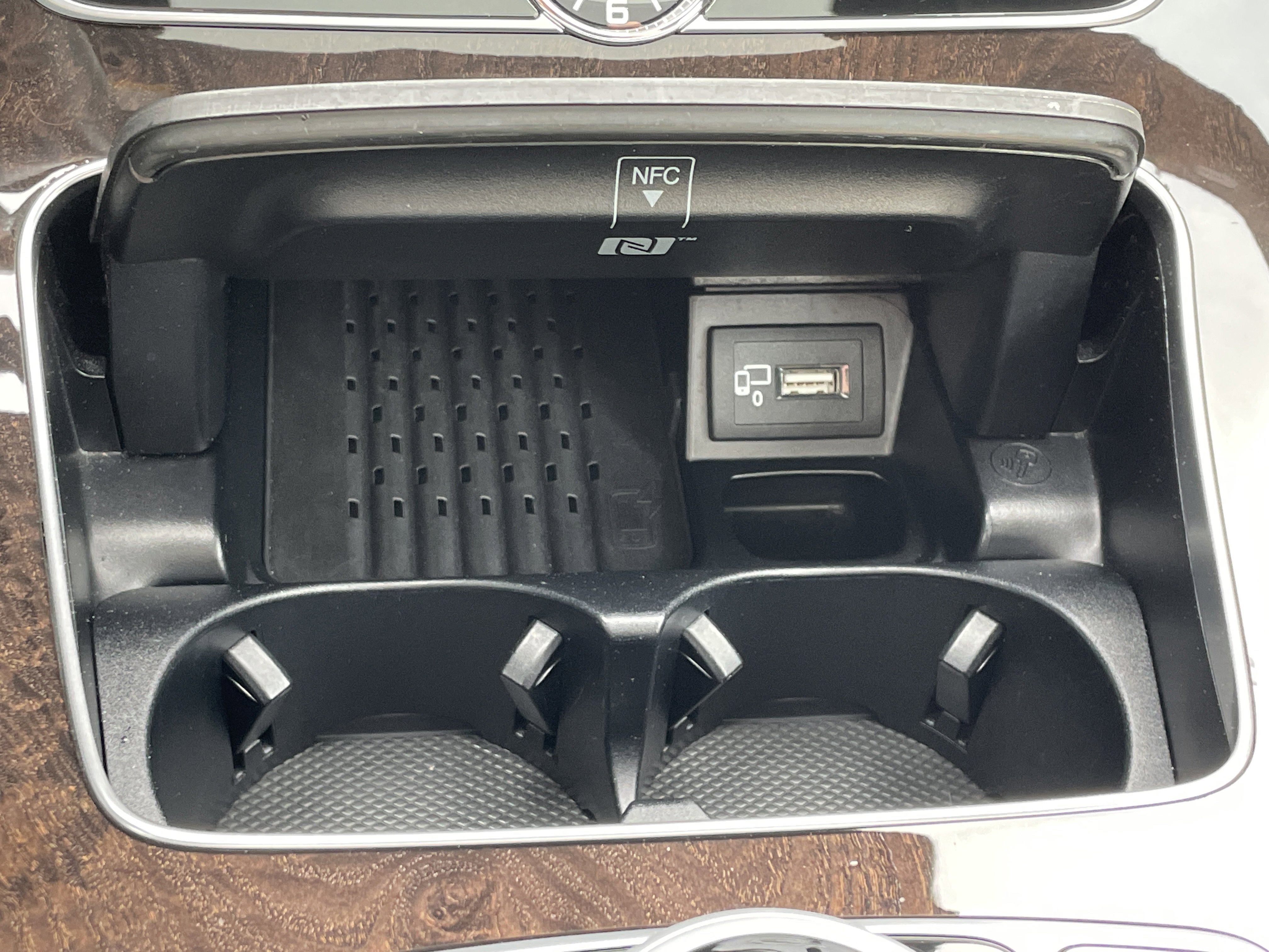 Used 2019 Mercedes-Benz E 450 4MATIC Sedan image 33