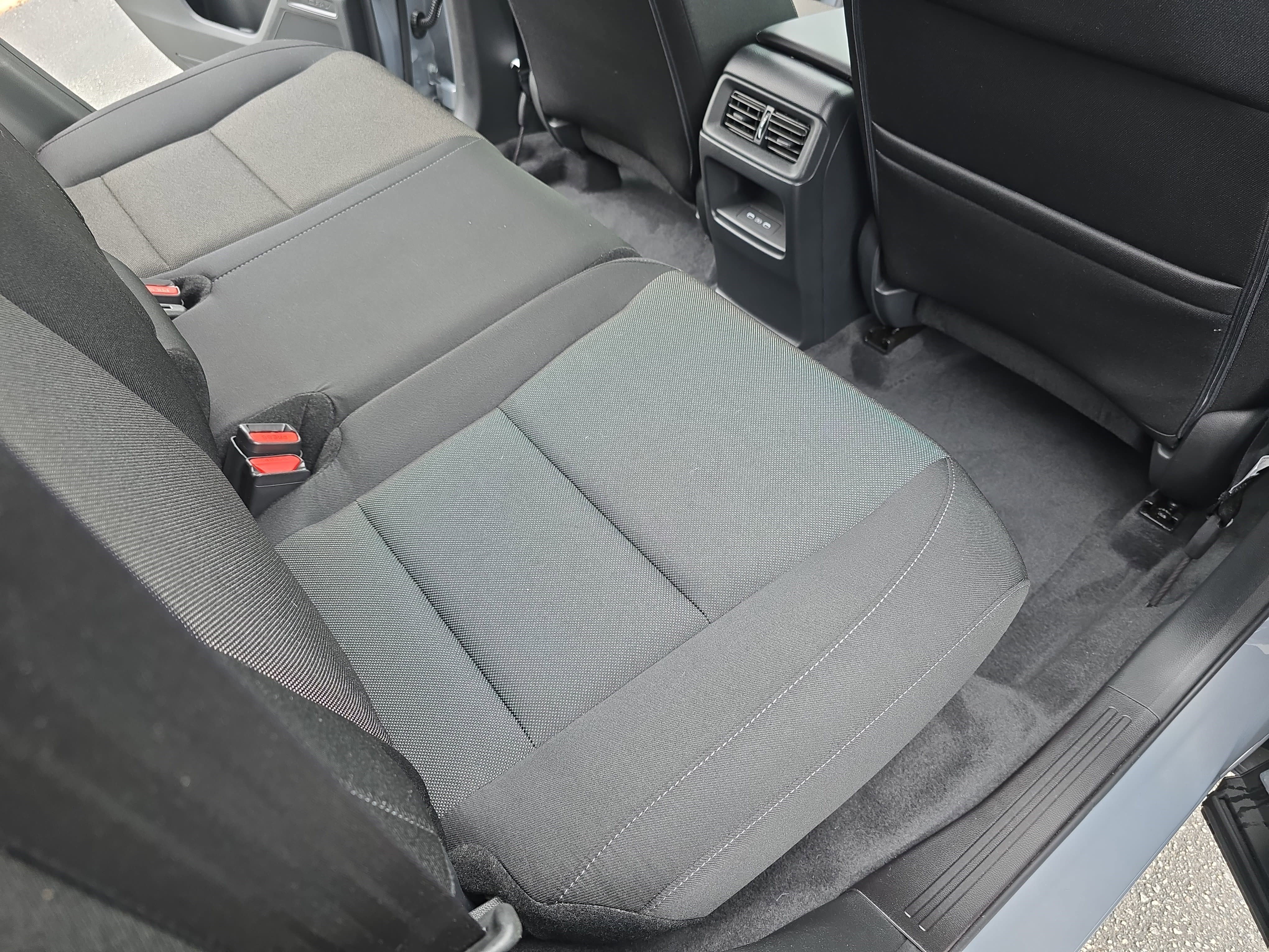 Used 2025 Honda CR-V EX image 11