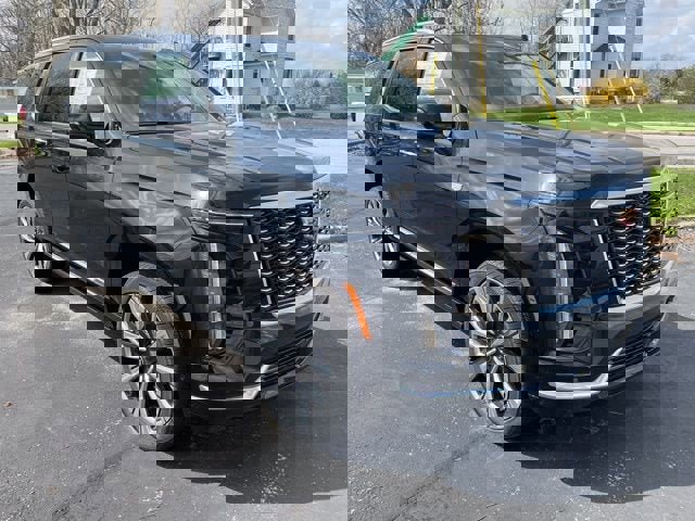 New 2026 Cadillac Escalade Luxury w/ Touring Package image 7