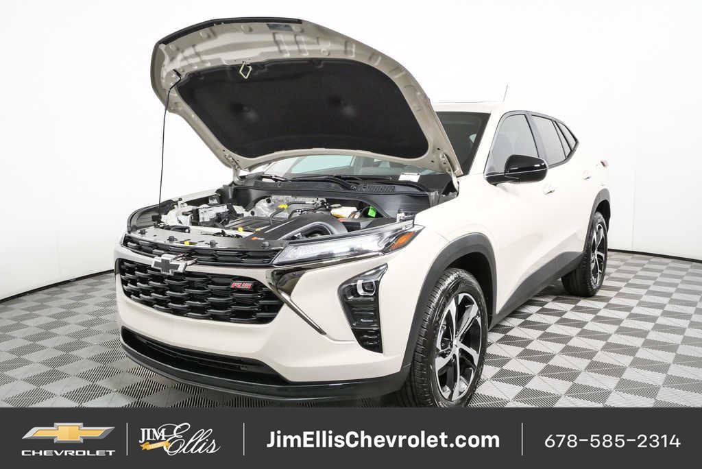 New 2026 Chevrolet Trax RS w/ Sunroof Package FWD image 30