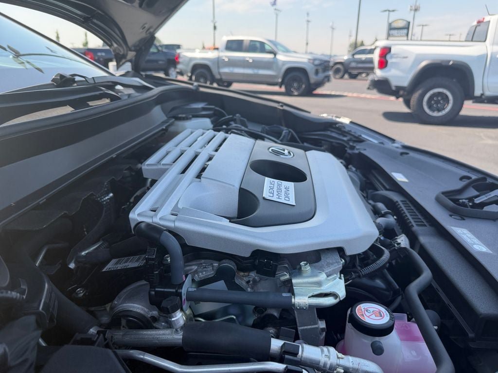 Used 2022 Lexus UX 250h w/ Premium Package AWD/4WD image 30