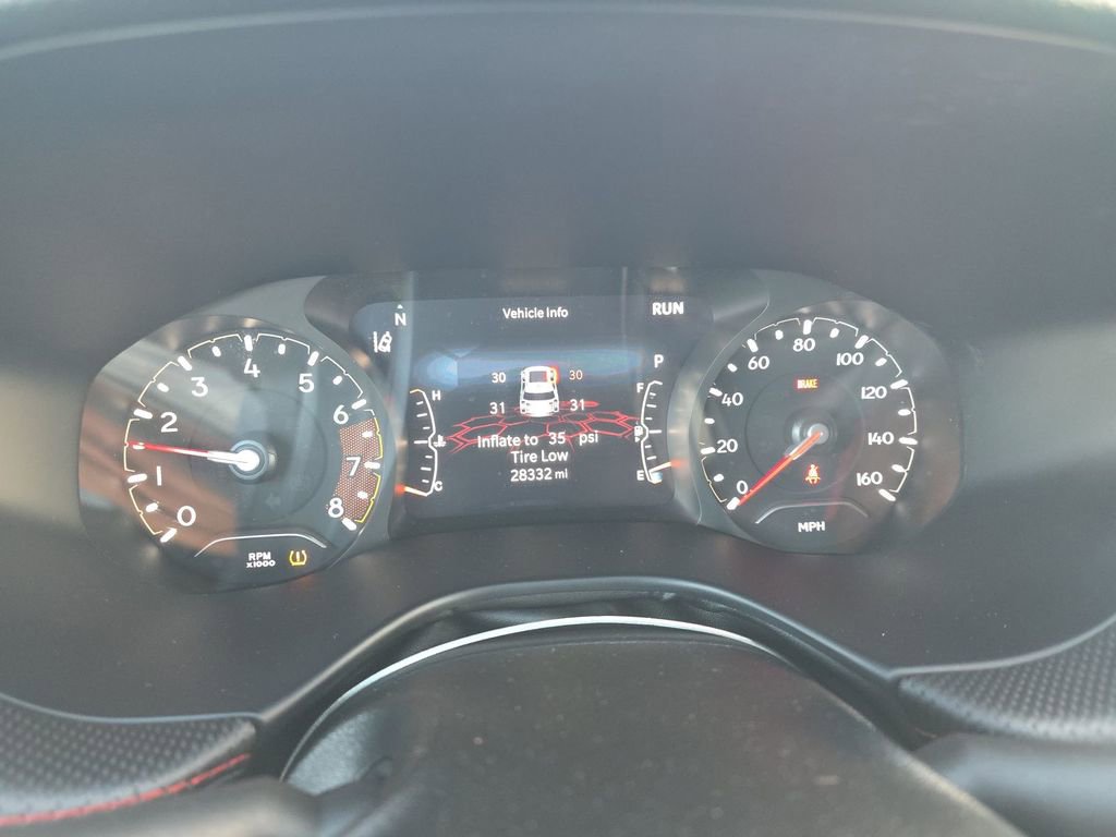 Used 2024 Jeep Compass Trailhawk w/ Trailhawk Convenience Group AWD/4WD image 8