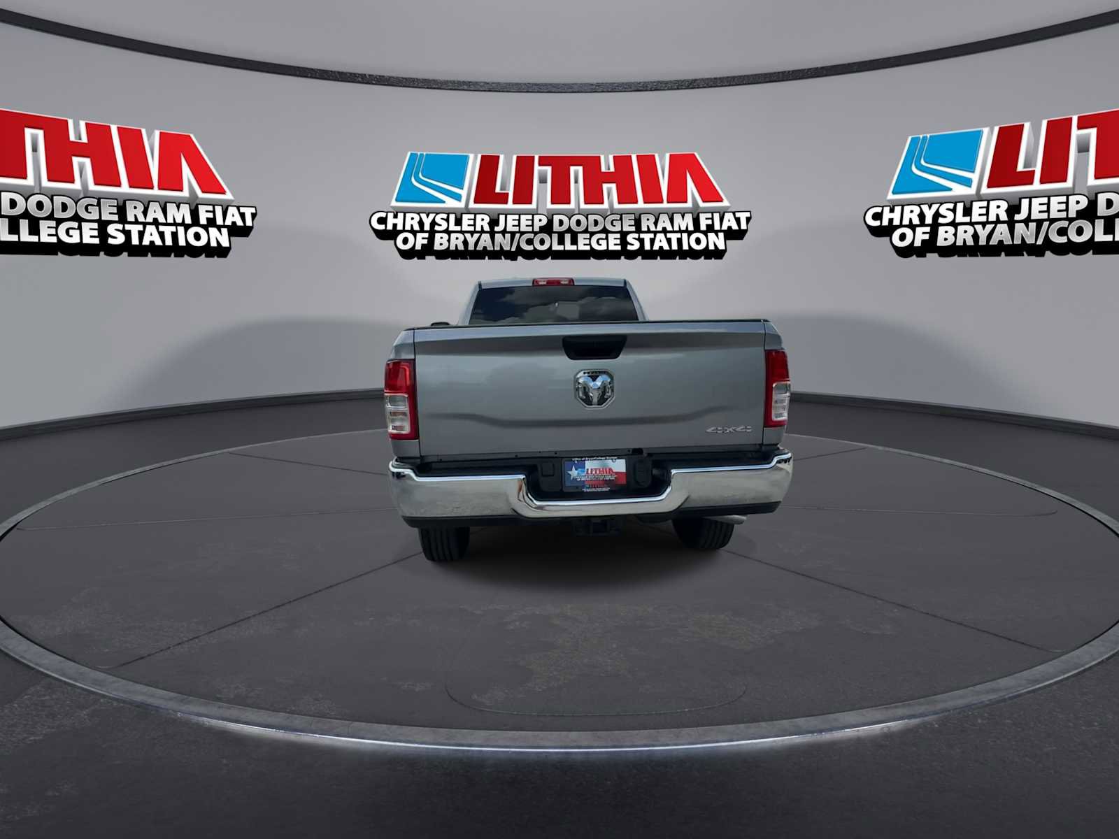 Used 2024 RAM 3500 Tradesman w/ Chrome Appearance Group image 7