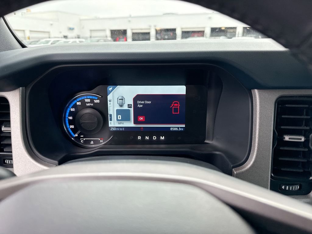 Used 2024 Ford Bronco Outer Banks image 14