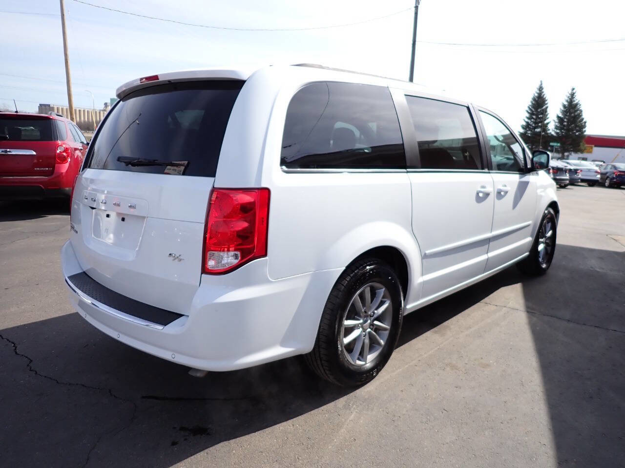 Used 2014 Dodge Grand Caravan R/T w/ Safety Sphere Group image 6