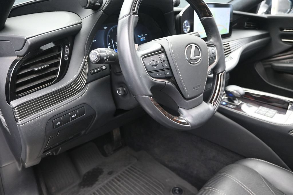 Certified 2024 Lexus LS 500 w/ Interior Upgrade Package RWD image 12