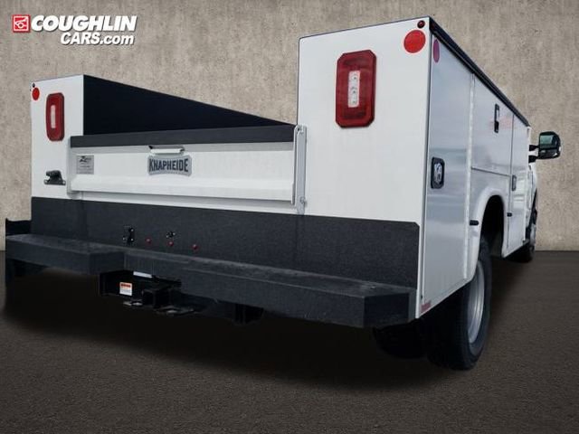 New 2026 Ford F350 XL w/ XL Chrome Package image 9