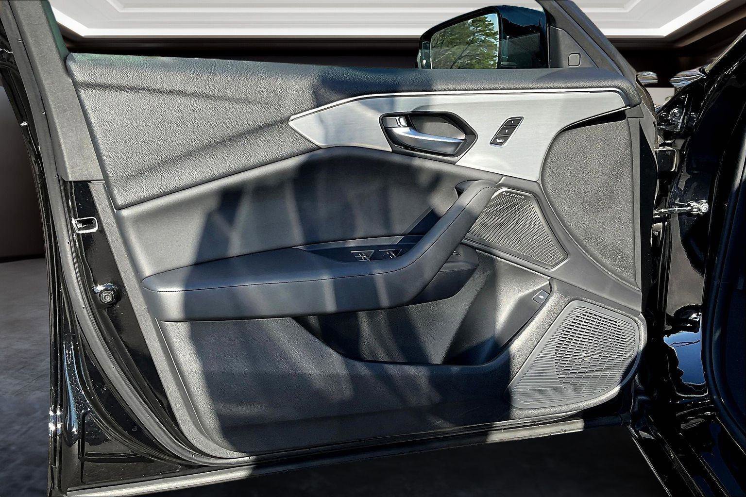 Certified 2024 Acura TLX w/ Technology Package image 18