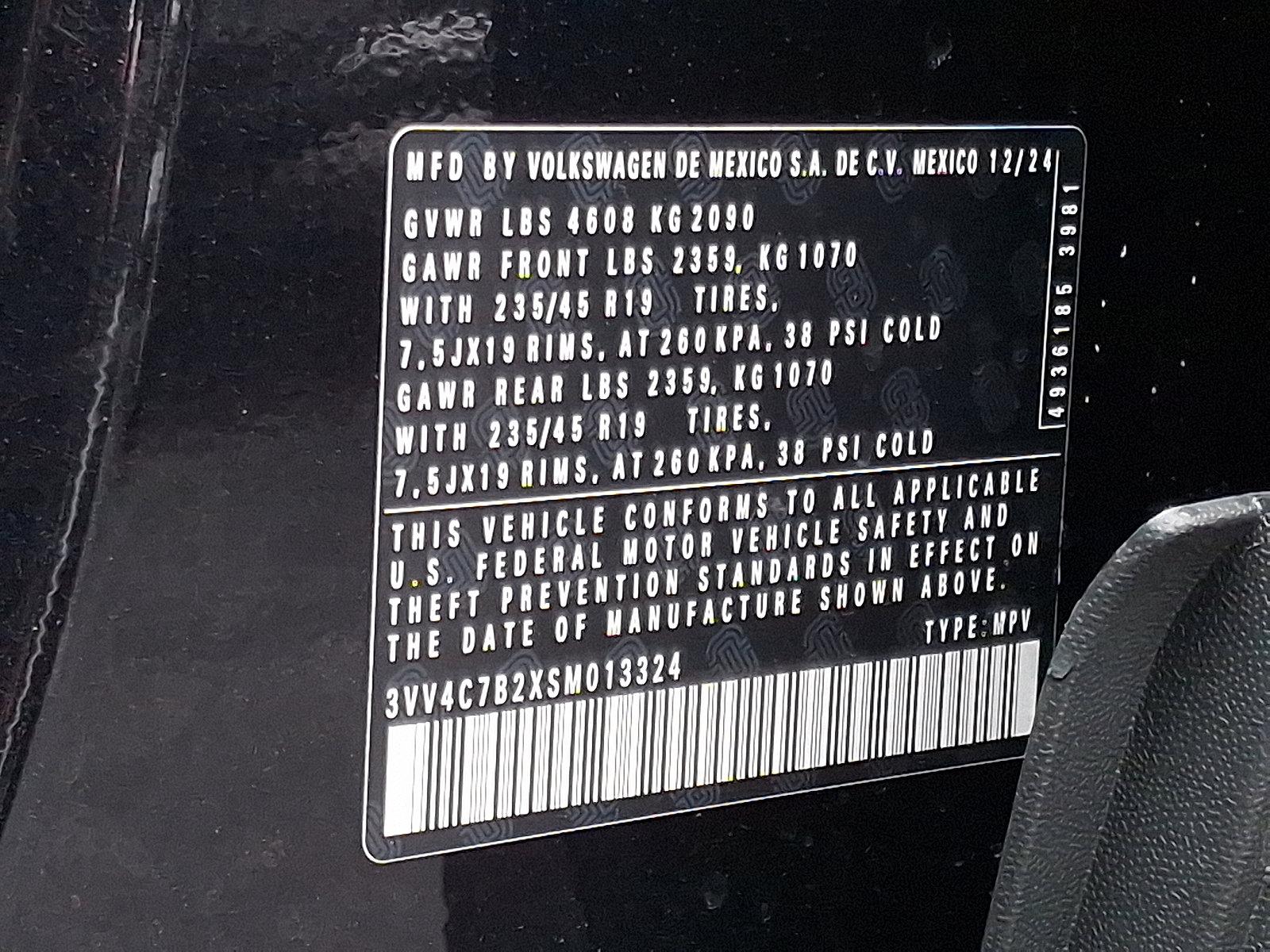 New 2025 Volkswagen Taos SEL image 11