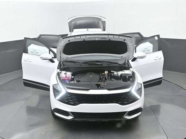 Used 2025 Kia Sportage EX image 33