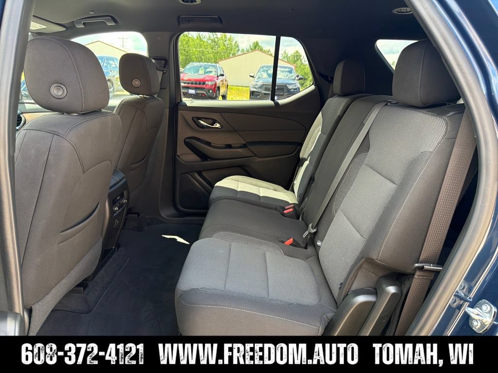 Used 2023 Chevrolet Traverse LT AWD/4WD image 27