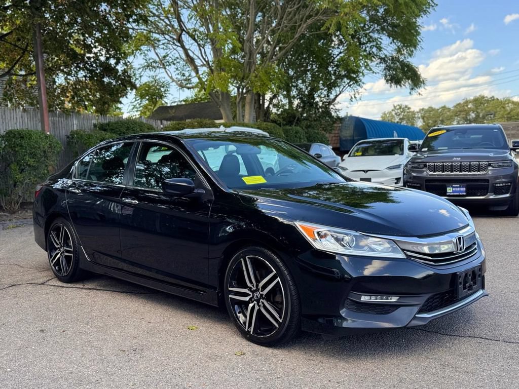 Used 2016 Honda Accord Sport image 8