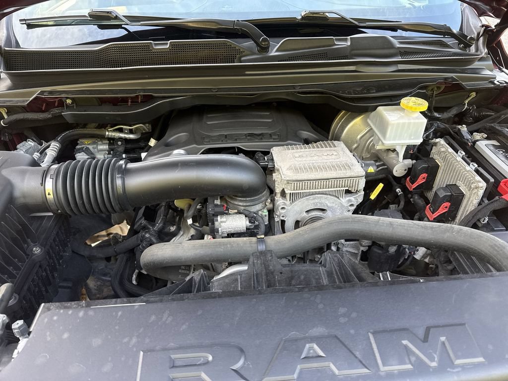 Used 2021 RAM 1500 Limited w/ Body Color Bumper Group AWD/4WD image 17