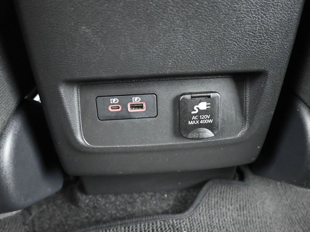 Used 2023 Nissan Frontier PRO-4X w/ Pro Convenience Package image 13