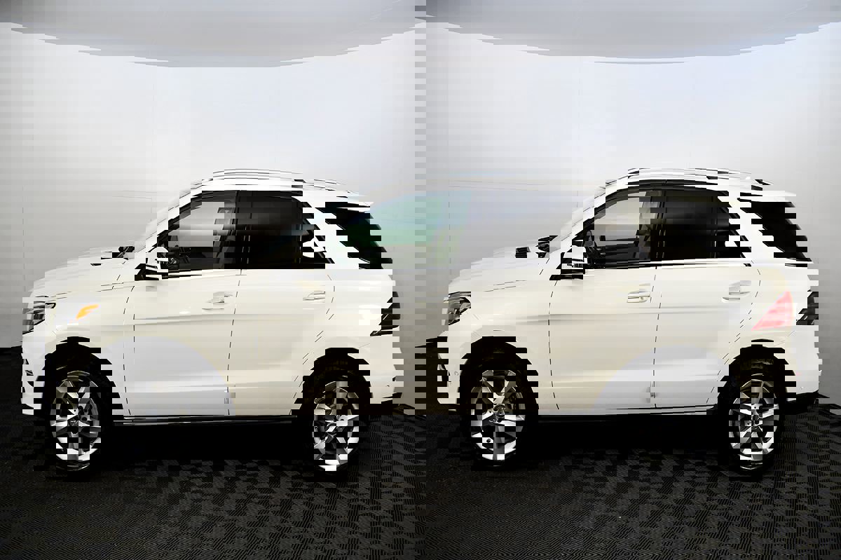 Used 2016 Mercedes-Benz GLE 300d 4MATIC image 12