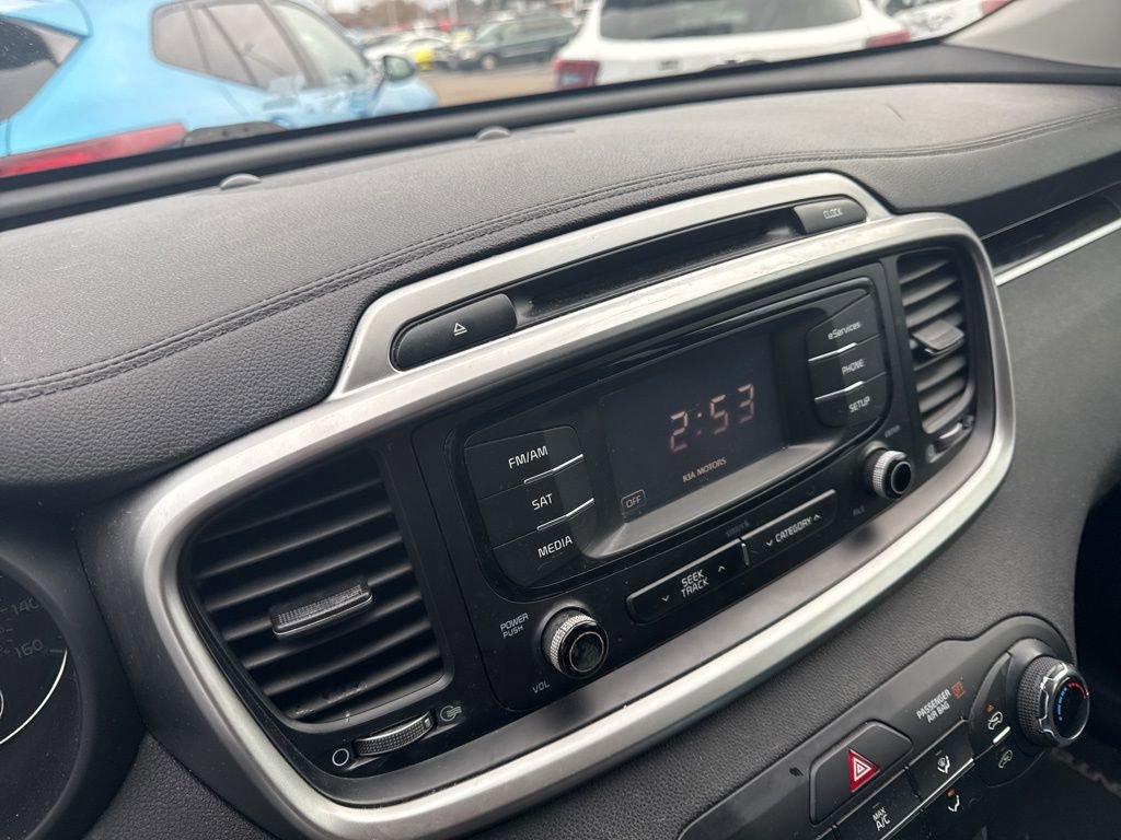 Used 2016 Kia Sorento LX w/ LX Convenience Package image 82