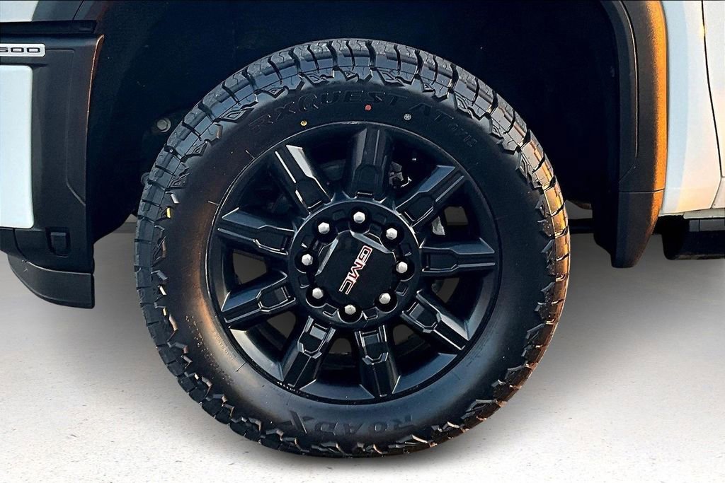 Used 2024 GMC Sierra 2500 AT4 w/ AT4 Premium Plus Package image 40