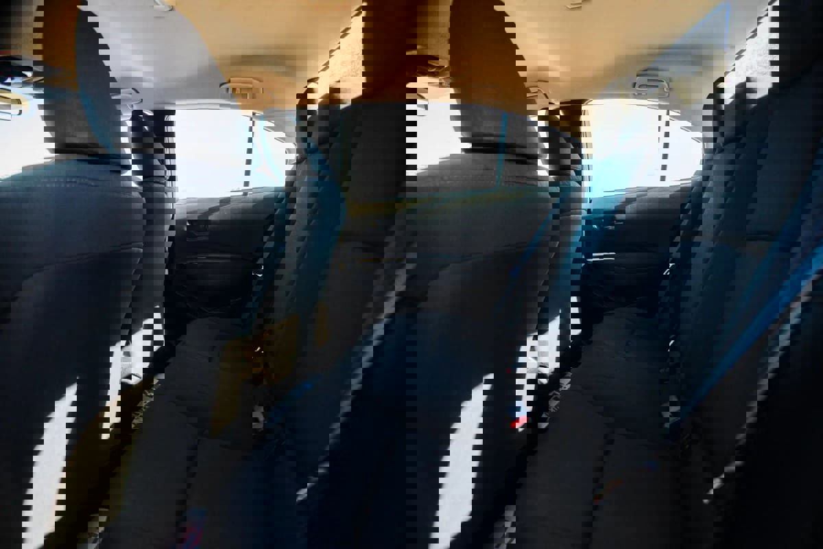 Used 2023 Toyota Corolla LE image 22