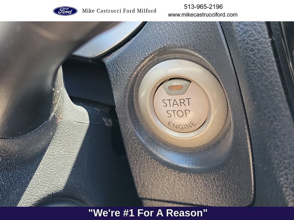 Used 2015 Nissan Juke SV w/ Cold Weather Package AWD/4WD image 19